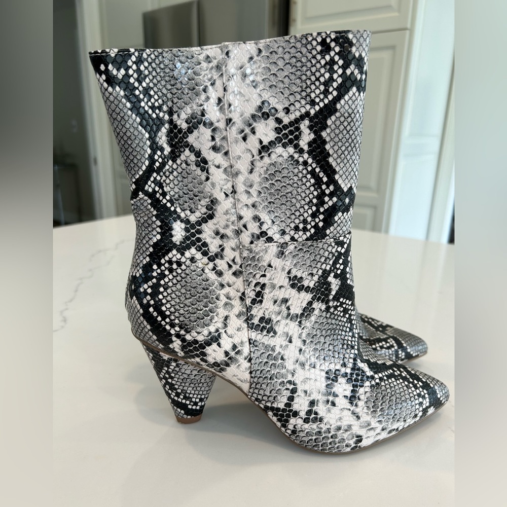 Eloquii faux python boots Size 8